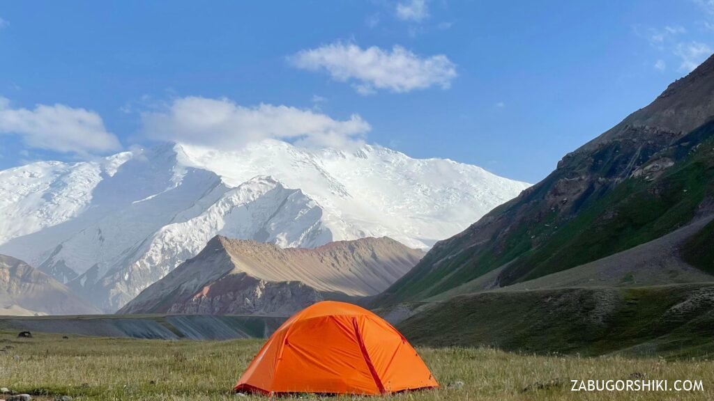 Lenin Peak Expedition (7,134 m): Guided Climb via the Classic Route